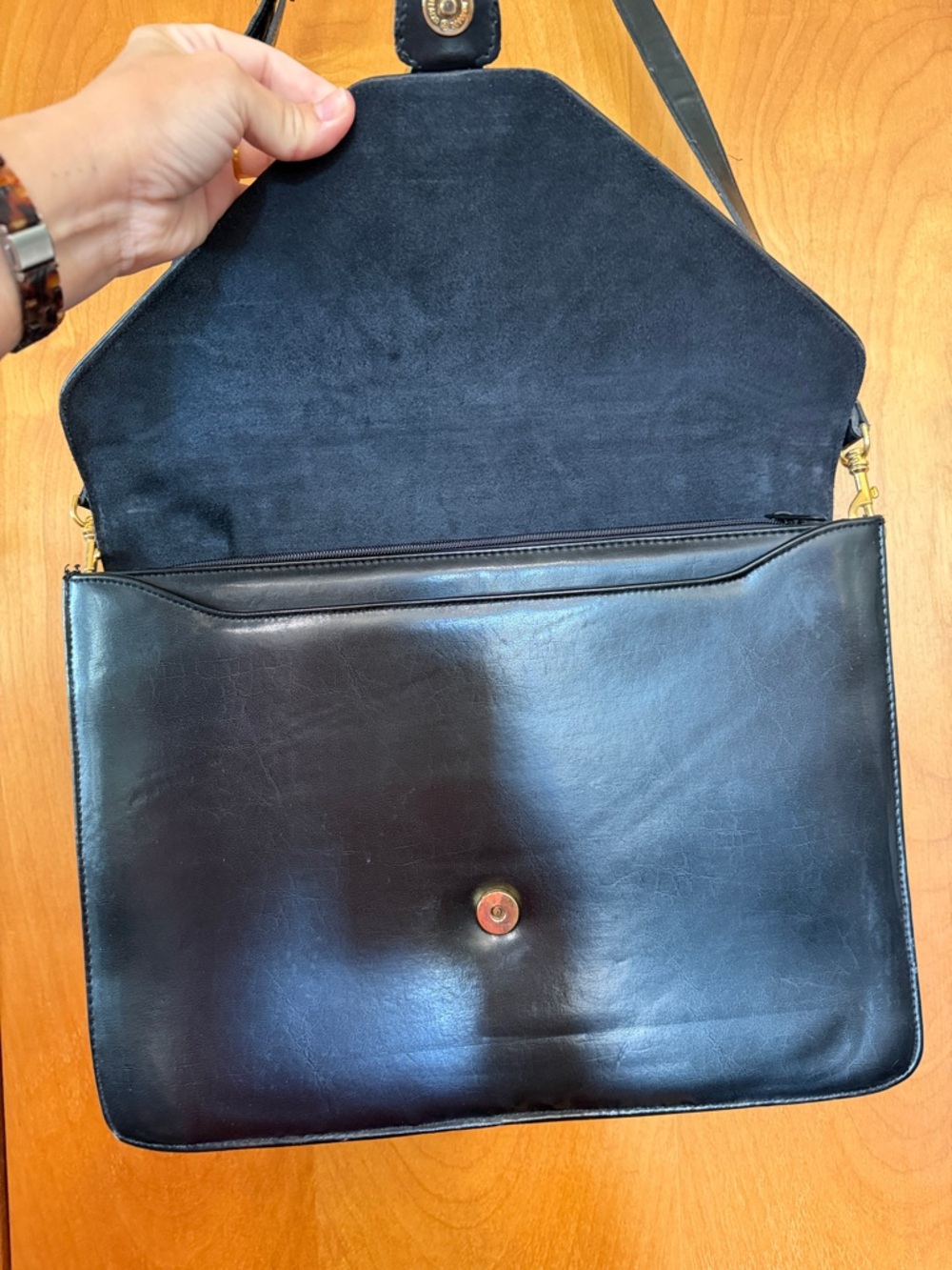 Vintage Paolo Masi Black Leather Briefcase with Gold Hardware - Picture 5 of 16